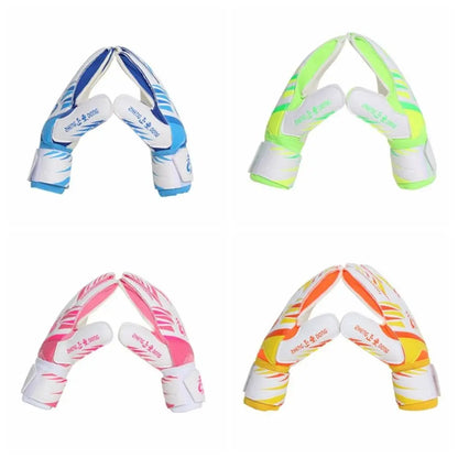 1 Pair of Wear-resistant Football Gloves Excellent Anti-slip Goalkeeper Gloves Thick Latex Non-Slip Football Training Gloves